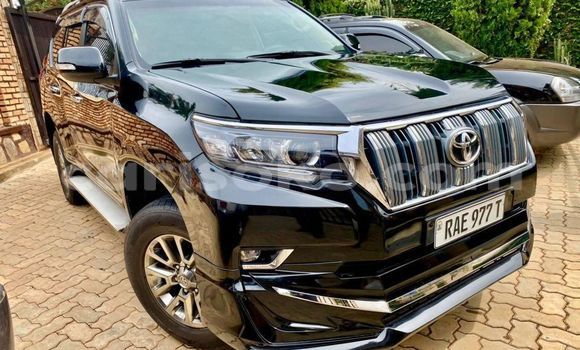 Acheter Occasion Voiture Toyota Land Cruiser Prado Noir à Kigali, Rwanda Acheter Occasion Voiture Toyota Land Cruiser Prado Noir à Kigali, Rwanda