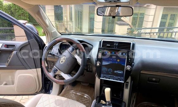 Acheter Occasion Voiture Toyota Land Cruiser Prado Noir à Kigali, Rwanda Acheter Occasion Voiture Toyota Land Cruiser Prado Noir à Kigali, Rwanda