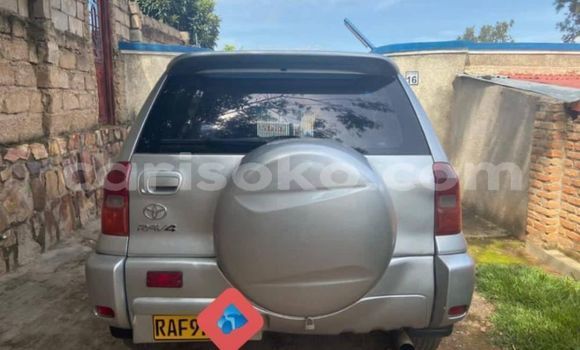 Acheter Occasion Voiture Toyota RAV4 Gris à Kigali, Rwanda Acheter Occasion Voiture Toyota RAV4 Gris à Kigali, Rwanda