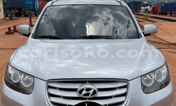 Acheter Occasion Voiture Hyundai Santa Fe Gris à Kigali, Rwanda Acheter Occasion Voiture Hyundai Santa Fe Gris à Kigali, Rwanda