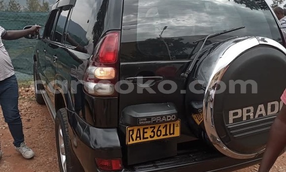 Sayi Na hannu Toyota Land Cruiser Prado Noir Mota in Kigali a Rwanda Sayi Na hannu Toyota Land Cruiser Prado Noir Mota in Kigali a Rwanda