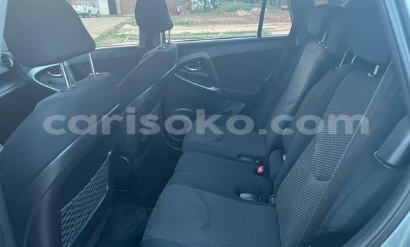 Sayi Na hannu Toyota RAV4 Autre Mota in Kigali a Rwanda Sayi Na hannu Toyota RAV4 Autre Mota in Kigali a Rwanda