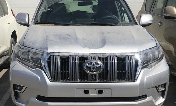 Sayi Na hannu Toyota Land Cruiser Prado Gris Mota in Kigali a Rwanda Sayi Na hannu Toyota Land Cruiser Prado Gris Mota in Kigali a Rwanda