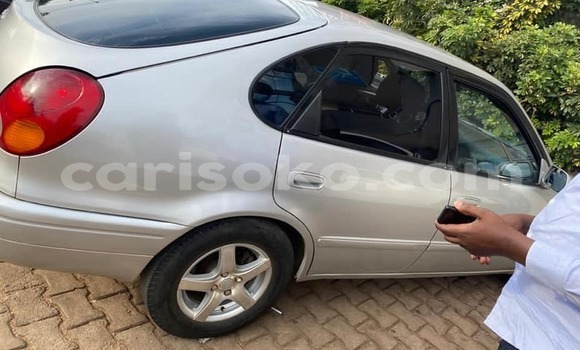 Sayi Na hannu Toyota Corolla Gris Mota in Kigali a Rwanda Sayi Na hannu Toyota Corolla Gris Mota in Kigali a Rwanda