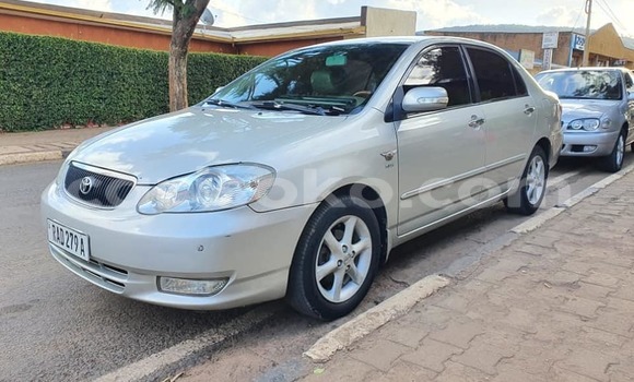 Sayi Na hannu Toyota Corolla Gris Mota in Kigali a Rwanda Sayi Na hannu Toyota Corolla Gris Mota in Kigali a Rwanda