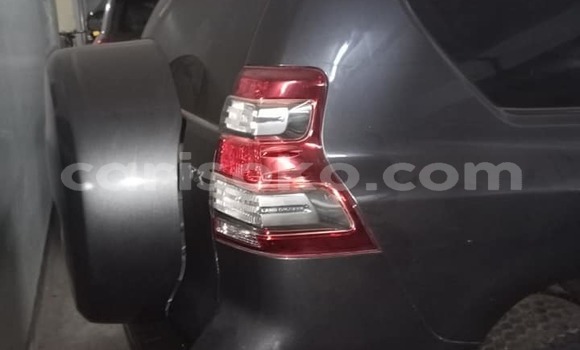 Sayi Na hannu Toyota Land Cruiser Prado Noir Mota in Kigali a Rwanda Sayi Na hannu Toyota Land Cruiser Prado Noir Mota in Kigali a Rwanda