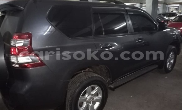 Sayi Na hannu Toyota Land Cruiser Prado Noir Mota in Kigali a Rwanda Sayi Na hannu Toyota Land Cruiser Prado Noir Mota in Kigali a Rwanda