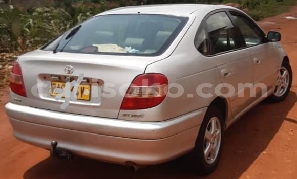 Sayi Na hannu Toyota Avensis Gris Mota in Kigali a Rwanda Sayi Na hannu Toyota Avensis Gris Mota in Kigali a Rwanda