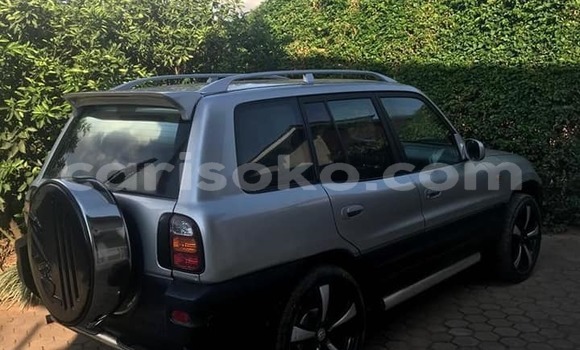 Sayi Na hannu Toyota RAV4 Gris Mota in Kigali a Rwanda Sayi Na hannu Toyota RAV4 Gris Mota in Kigali a Rwanda