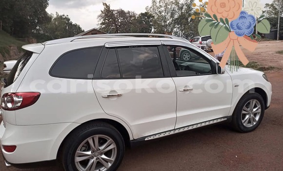 Sayi Na hannu Hyundai Santa Fe Blanc Mota in Kigali a Rwanda Sayi Na hannu Hyundai Santa Fe Blanc Mota in Kigali a Rwanda