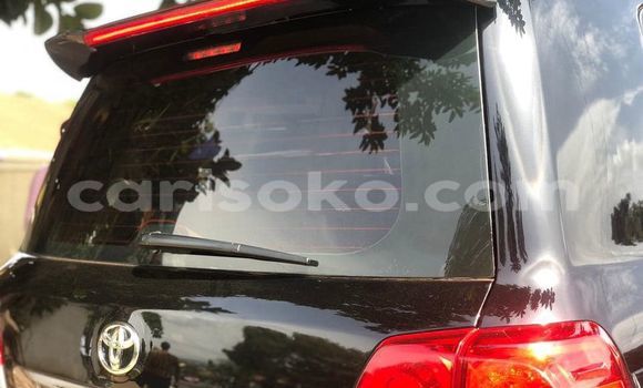 اشتري مستعمل Toyota Land Cruiser Noir سيارة في Kigali في Rwanda اشتري مستعمل Toyota Land Cruiser Noir سيارة في Kigali في Rwanda