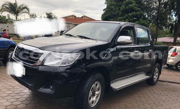 اشتري مستعمل Toyota Hilux Noir سيارة في Kigali في Rwanda اشتري مستعمل Toyota Hilux Noir سيارة في Kigali في Rwanda