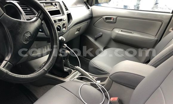 اشتري مستعمل Toyota Hilux Noir سيارة في Kigali في Rwanda اشتري مستعمل Toyota Hilux Noir سيارة في Kigali في Rwanda