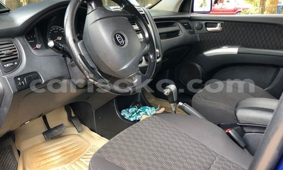 اشتري مستعمل Kia Sportage Bleu سيارة في Kigali في Rwanda اشتري مستعمل Kia Sportage Bleu سيارة في Kigali في Rwanda
