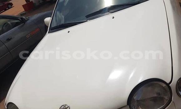 اشتري مستعمل Toyota Corolla Blanc سيارة في Kigali في Rwanda اشتري مستعمل Toyota Corolla Blanc سيارة في Kigali في Rwanda