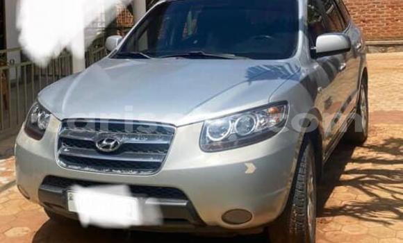 اشتري مستعمل Hyundai Santa Fe Gris سيارة في Kigali في Rwanda اشتري مستعمل Hyundai Santa Fe Gris سيارة في Kigali في Rwanda