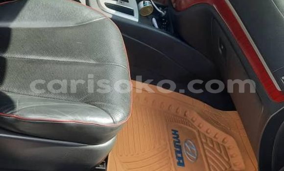 اشتري مستعمل Hyundai Santa Fe Gris سيارة في Kigali في Rwanda اشتري مستعمل Hyundai Santa Fe Gris سيارة في Kigali في Rwanda