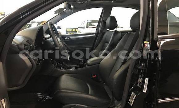 Sayi Na hannu Mercedes-Benz C-klasse Noir Mota in Kigali a Rwanda Sayi Na hannu Mercedes-Benz C-klasse Noir Mota in Kigali a Rwanda