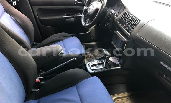 اشتري مستعمل Volkswagen Golf Noir سيارة في Kigali في Rwanda اشتري مستعمل Volkswagen Golf Noir سيارة في Kigali في Rwanda