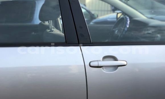 اشتري مستعمل Toyota Corolla Gris سيارة في Kigali في Rwanda اشتري مستعمل Toyota Corolla Gris سيارة في Kigali في Rwanda