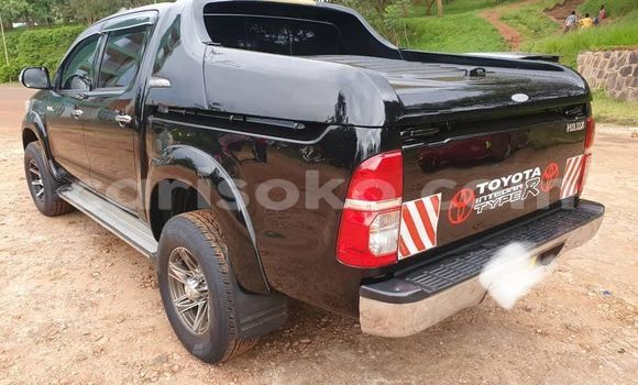 اشتري مستعمل Toyota Hilux Noir سيارة في Kigali في Rwanda اشتري مستعمل Toyota Hilux Noir سيارة في Kigali في Rwanda