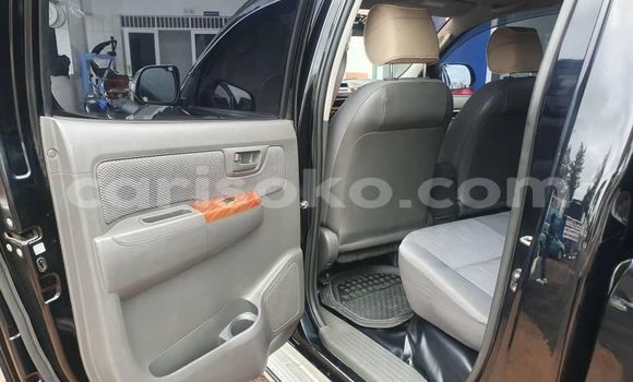 اشتري مستعمل Toyota Hilux Noir سيارة في Kigali في Rwanda اشتري مستعمل Toyota Hilux Noir سيارة في Kigali في Rwanda