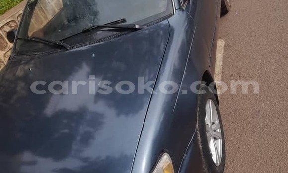 Acheter Occasion Voiture Toyota Corolla Bleu à Kigali, Rwanda Acheter Occasion Voiture Toyota Corolla Bleu à Kigali, Rwanda