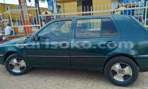 Acheter Occasion Voiture Volkswagen Golf Vert à Kigali, Rwanda Acheter Occasion Voiture Volkswagen Golf Vert à Kigali, Rwanda