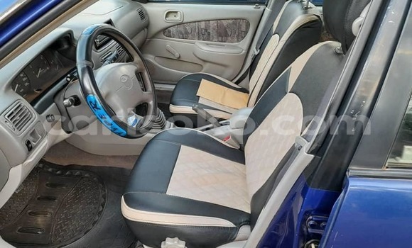 Acheter Occasion Voiture Toyota Corolla Bleu à Kigali, Rwanda Acheter Occasion Voiture Toyota Corolla Bleu à Kigali, Rwanda