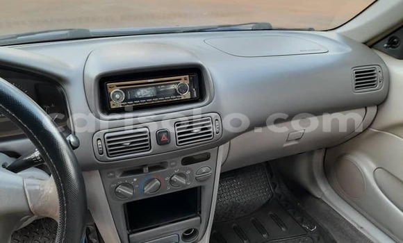 Acheter Occasion Voiture Toyota Corolla Bleu à Kigali, Rwanda Acheter Occasion Voiture Toyota Corolla Bleu à Kigali, Rwanda