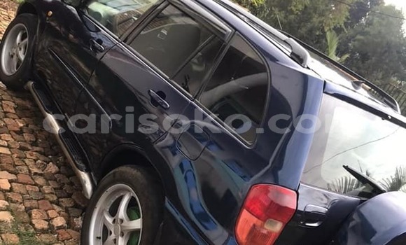 Buy Used Toyota RAV4 Blue Car in Kigali in Rwanda Buy Used Toyota RAV4 Blue Car in Kigali in Rwanda