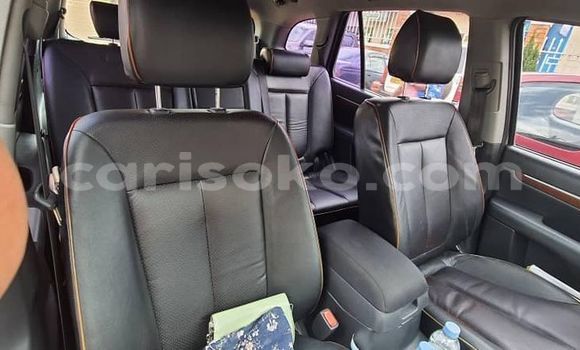 Buy Used Hyundai Santa Fe Silver Car in Kigali in Rwanda Buy Used Hyundai Santa Fe Silver Car in Kigali in Rwanda