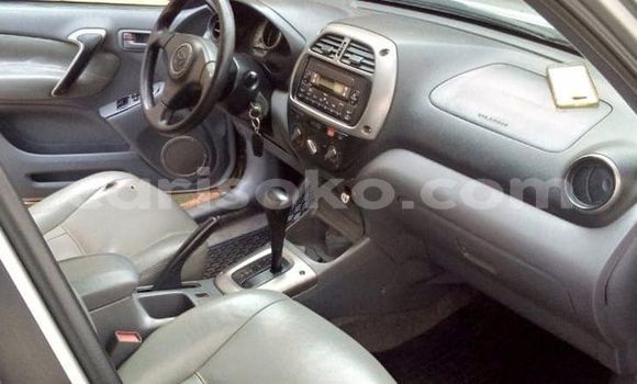 Buy Used Toyota RAV4 Silver Car in Kigali in Rwanda Buy Used Toyota RAV4 Silver Car in Kigali in Rwanda