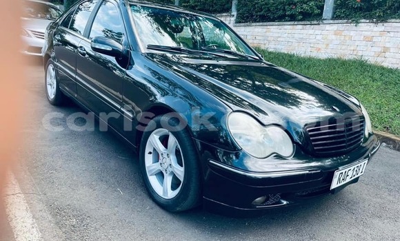 Buy Used Mercedes-Benz C–Class Black Car in Kigali in Rwanda Buy Used Mercedes-Benz C–Class Black Car in Kigali in Rwanda
