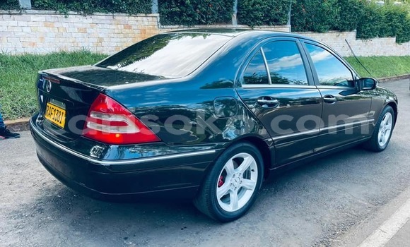 Buy Used Mercedes-Benz C–Class Black Car in Kigali in Rwanda Buy Used Mercedes-Benz C–Class Black Car in Kigali in Rwanda