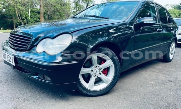 Buy Used Mercedes-Benz C–Class Black Car in Kigali in Rwanda Buy Used Mercedes-Benz C–Class Black Car in Kigali in Rwanda