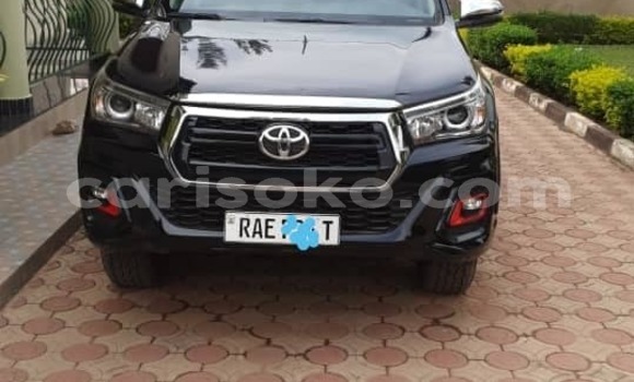 Sayi Na hannu Toyota Hilux Noir Mota in Kigali a Rwanda Sayi Na hannu Toyota Hilux Noir Mota in Kigali a Rwanda