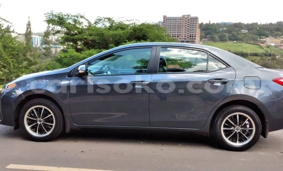 Acheter Occasion Voiture Toyota Corolla Bleu à Kigali, Rwanda Acheter Occasion Voiture Toyota Corolla Bleu à Kigali, Rwanda