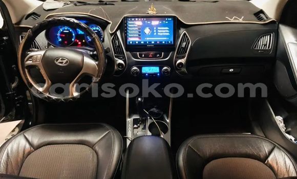 Buy Used Hyundai Tucson Black Car in Kigali in Rwanda Buy Used Hyundai Tucson Black Car in Kigali in Rwanda