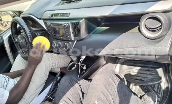 Sayi Na hannu Toyota RAV4 Noir Mota in Kigali a Rwanda Sayi Na hannu Toyota RAV4 Noir Mota in Kigali a Rwanda