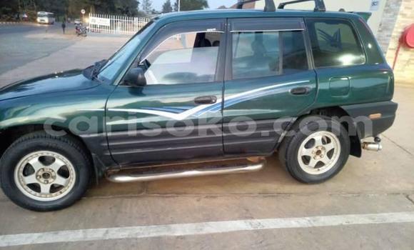 Sayi Na hannu Toyota RAV4 Vert Mota in Kigali a Rwanda Sayi Na hannu Toyota RAV4 Vert Mota in Kigali a Rwanda