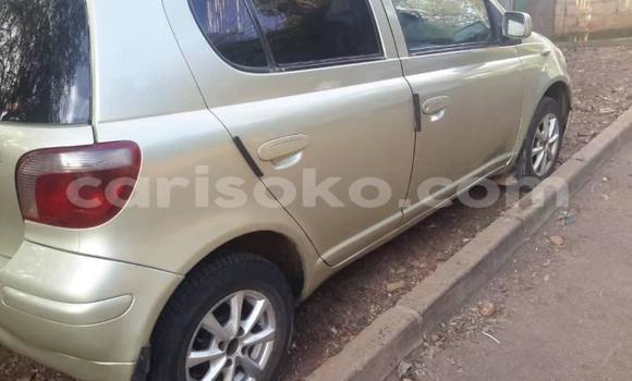 Sayi Na hannu Toyota Vitz Gris Mota in Kigali a Rwanda Sayi Na hannu Toyota Vitz Gris Mota in Kigali a Rwanda