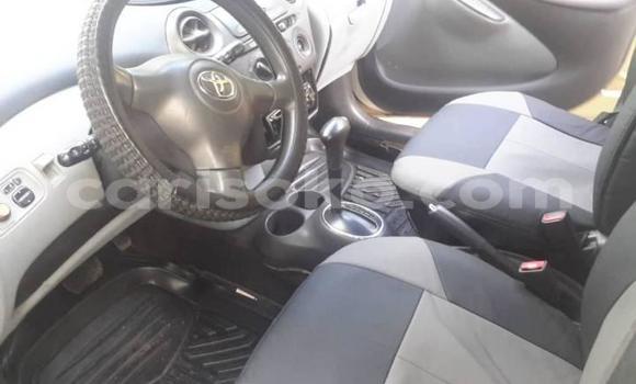 Sayi Na hannu Toyota Vitz Gris Mota in Kigali a Rwanda Sayi Na hannu Toyota Vitz Gris Mota in Kigali a Rwanda