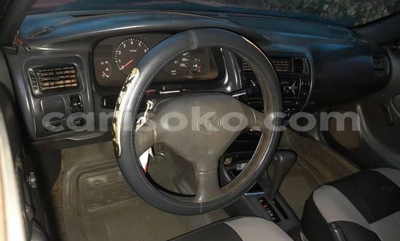 Sayi Na hannu Toyota Corolla Rouge Mota in Kigali a Rwanda Sayi Na hannu Toyota Corolla Rouge Mota in Kigali a Rwanda