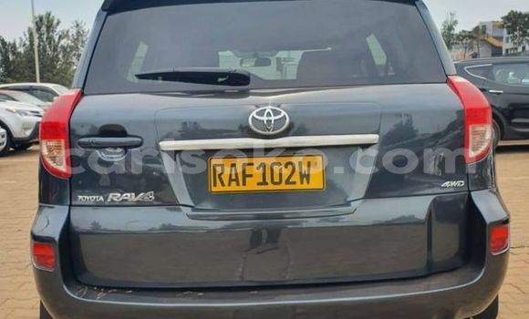 Sayi Na hannu Toyota RAV4 Noir Mota in Kigali a Rwanda Sayi Na hannu Toyota RAV4 Noir Mota in Kigali a Rwanda