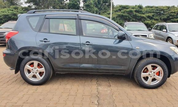 Sayi Na hannu Toyota RAV4 Noir Mota in Kigali a Rwanda Sayi Na hannu Toyota RAV4 Noir Mota in Kigali a Rwanda