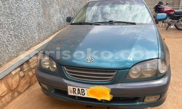 Sayi Na hannu Toyota Avensis Vert Mota in Kigali a Rwanda Sayi Na hannu Toyota Avensis Vert Mota in Kigali a Rwanda