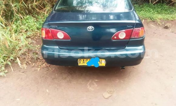 Sayi Na hannu Toyota Corolla Vert Mota in Kigali a Rwanda Sayi Na hannu Toyota Corolla Vert Mota in Kigali a Rwanda