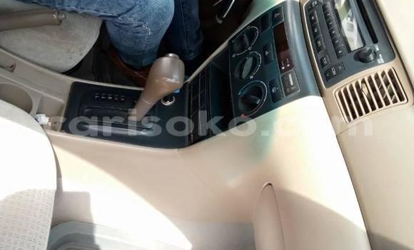 Sayi Na hannu Toyota Corolla Beige Mota in Kigali a Rwanda Sayi Na hannu Toyota Corolla Beige Mota in Kigali a Rwanda