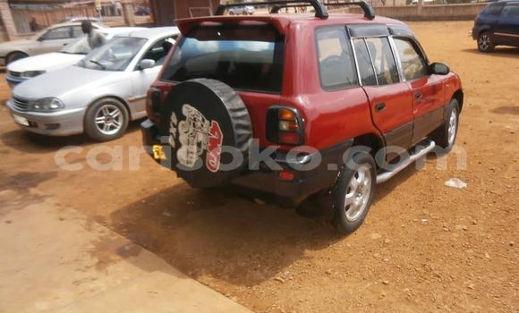 Sayi Na hannu Toyota RAV4 Rouge Mota in Kigali a Rwanda Sayi Na hannu Toyota RAV4 Rouge Mota in Kigali a Rwanda